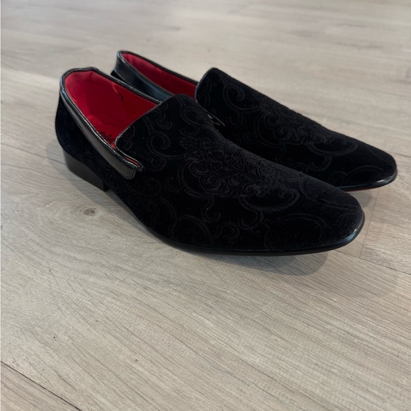Elegant Black Men's Loafers - Picture 1 of 7